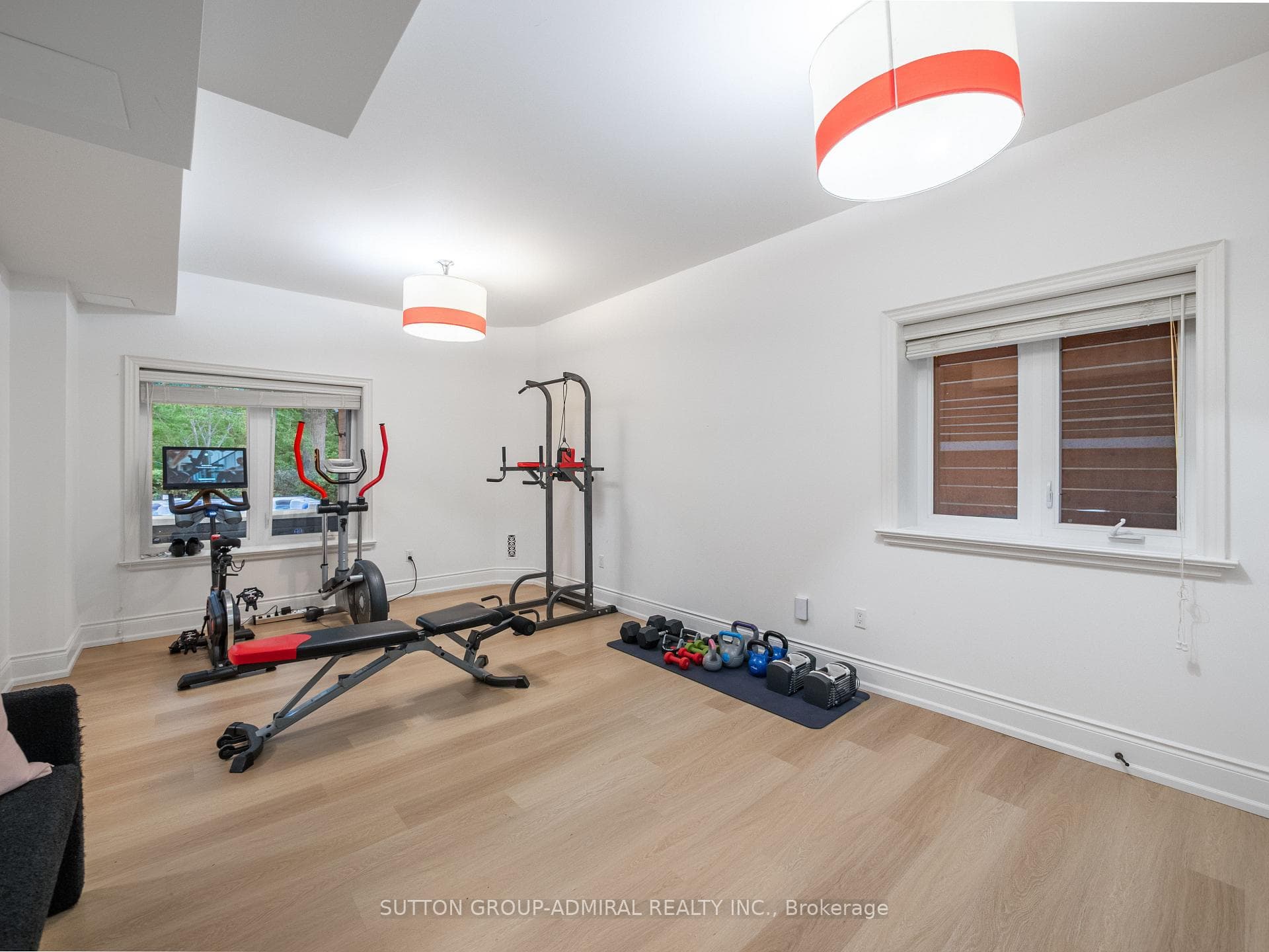 35 Wentworth Avenue photo 37