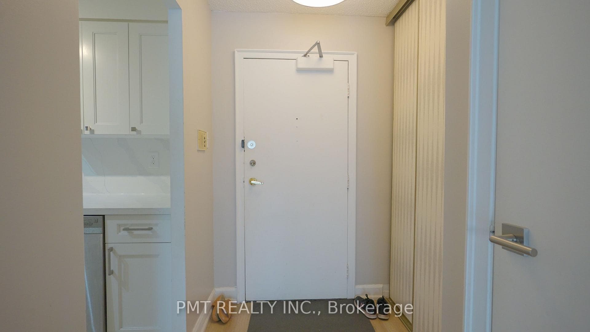 4001 Don Mills Road Unit 225 photo 2