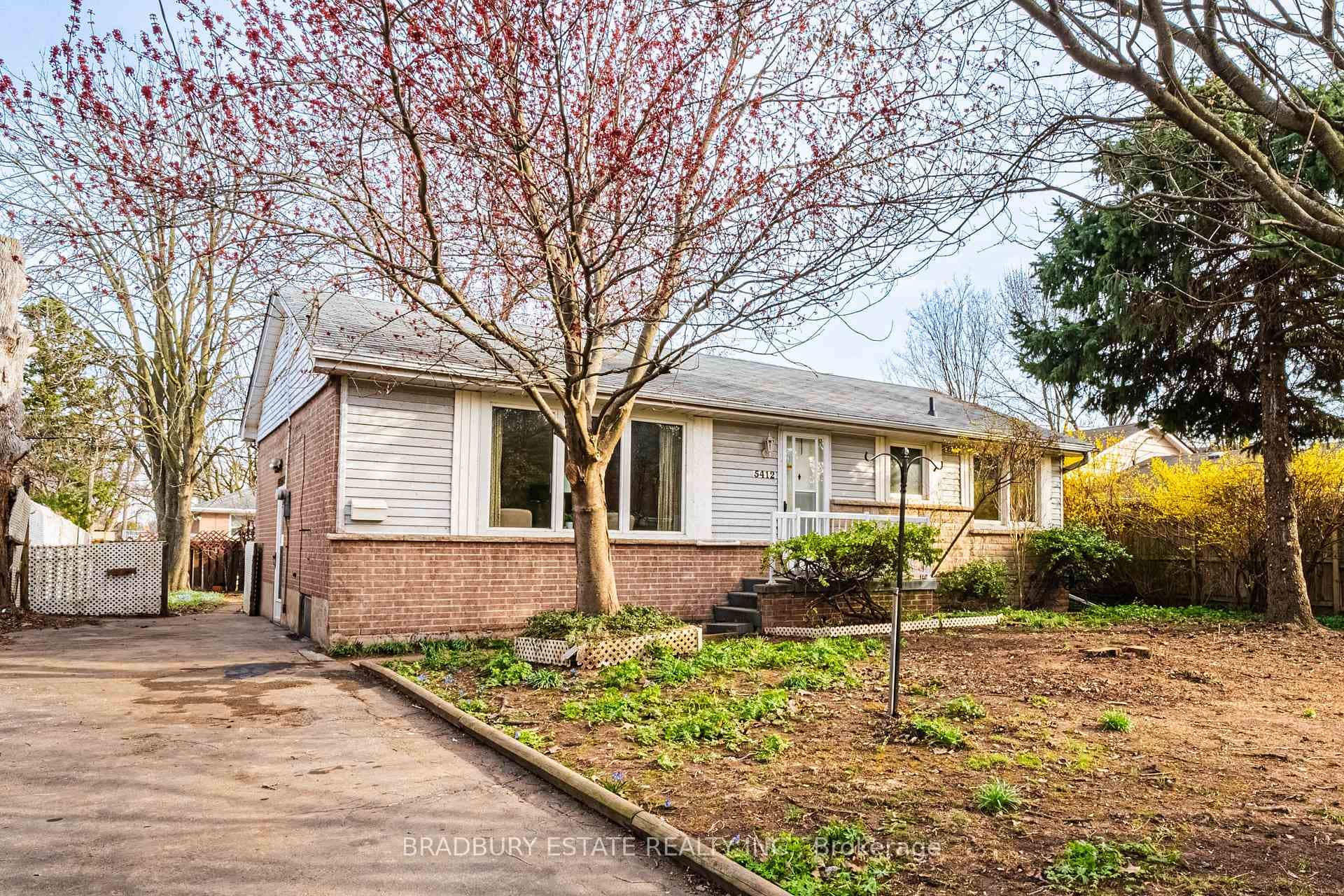5412 Anthony Place photo 2