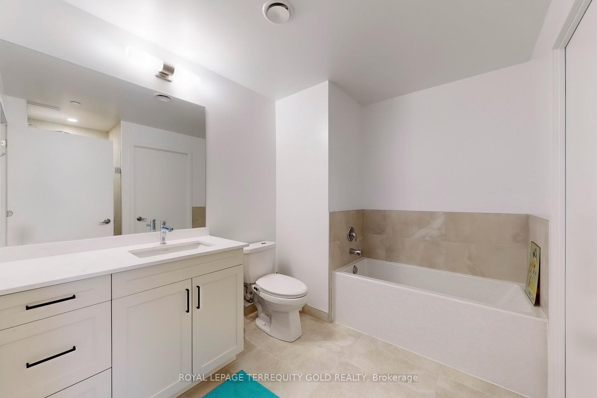 1035 Southdown Road Unit 505 photo 28