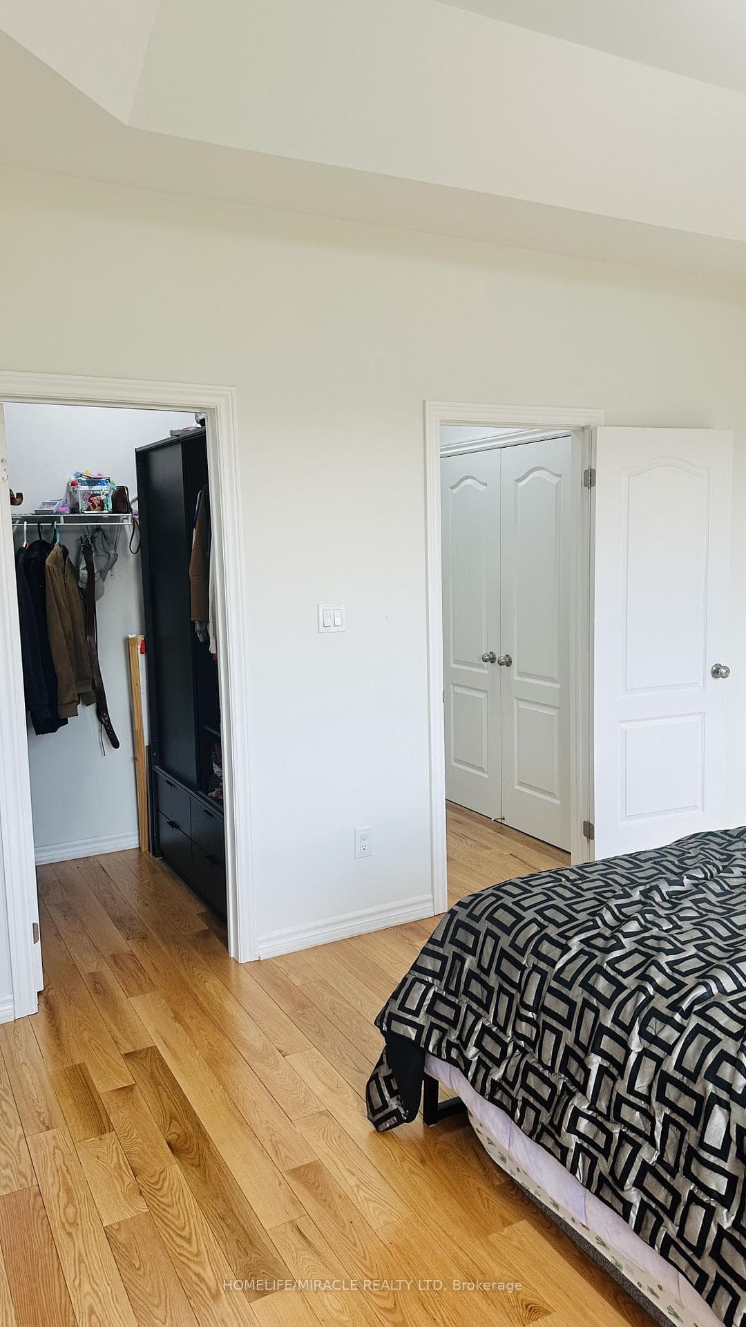 5 Hardman Lane photo 17