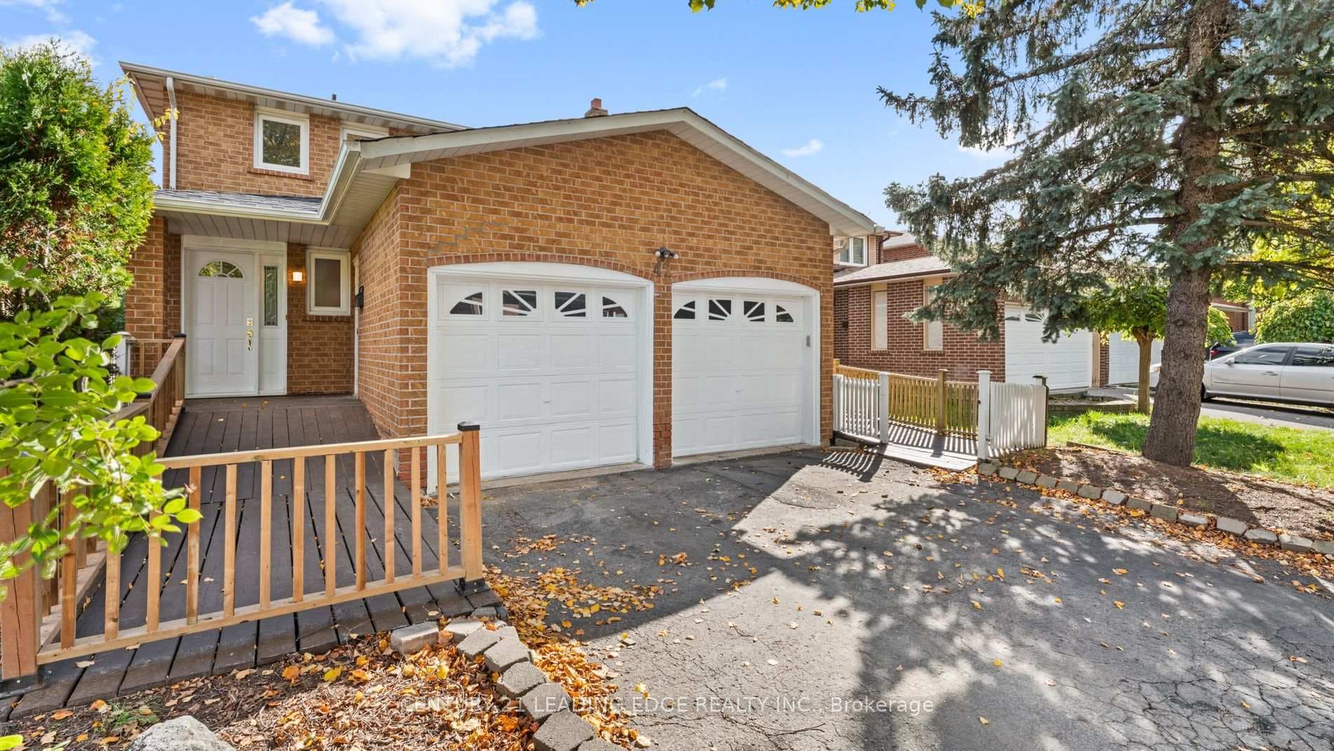 42 Tanager Square photo 1