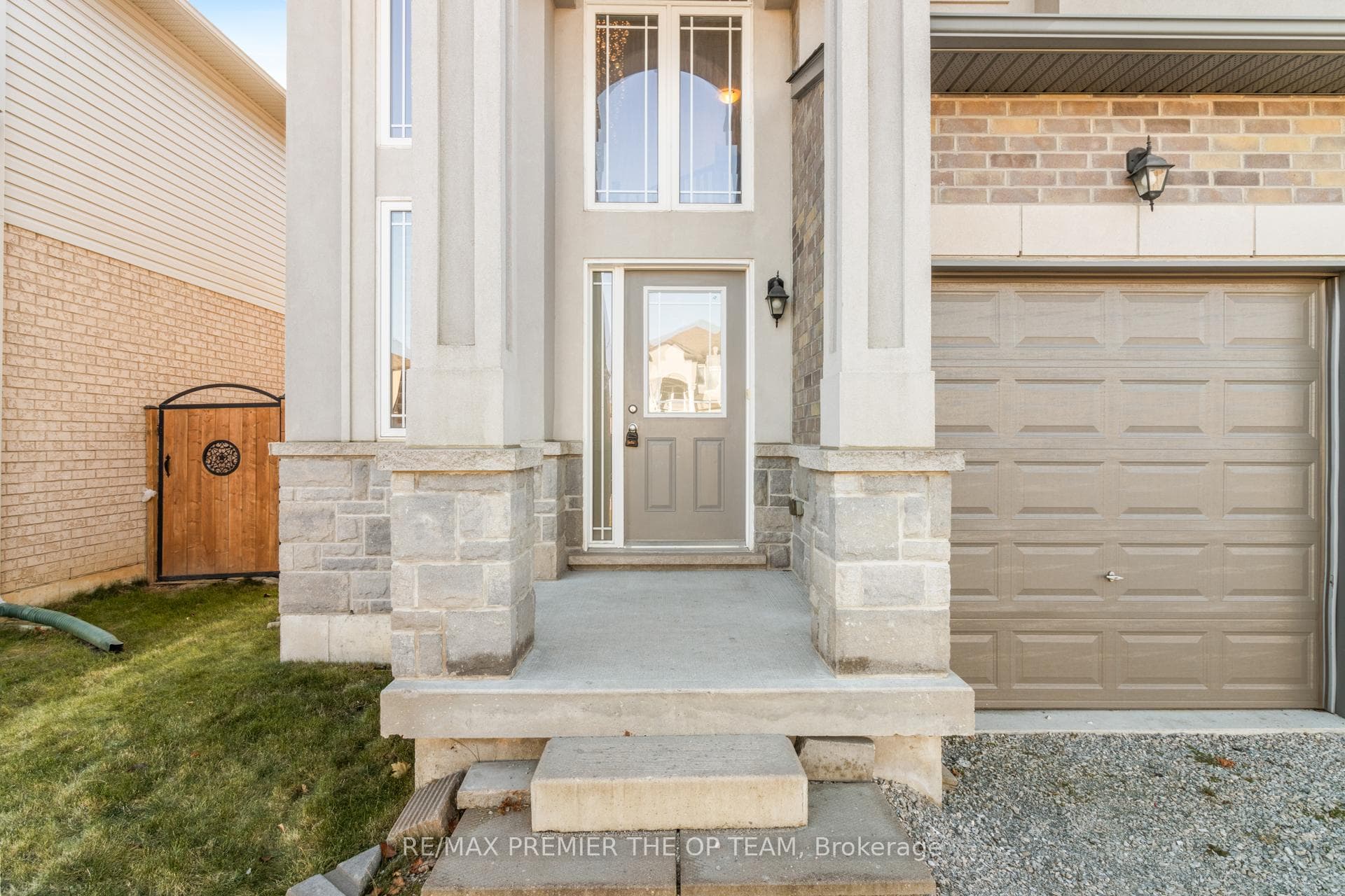 238 Medici Lane photo 2