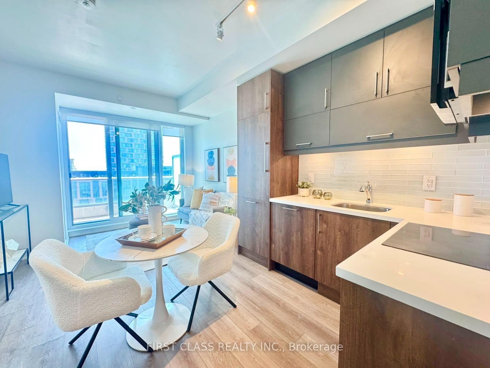 8119 Birchmount Road Unit 1201 photo 11