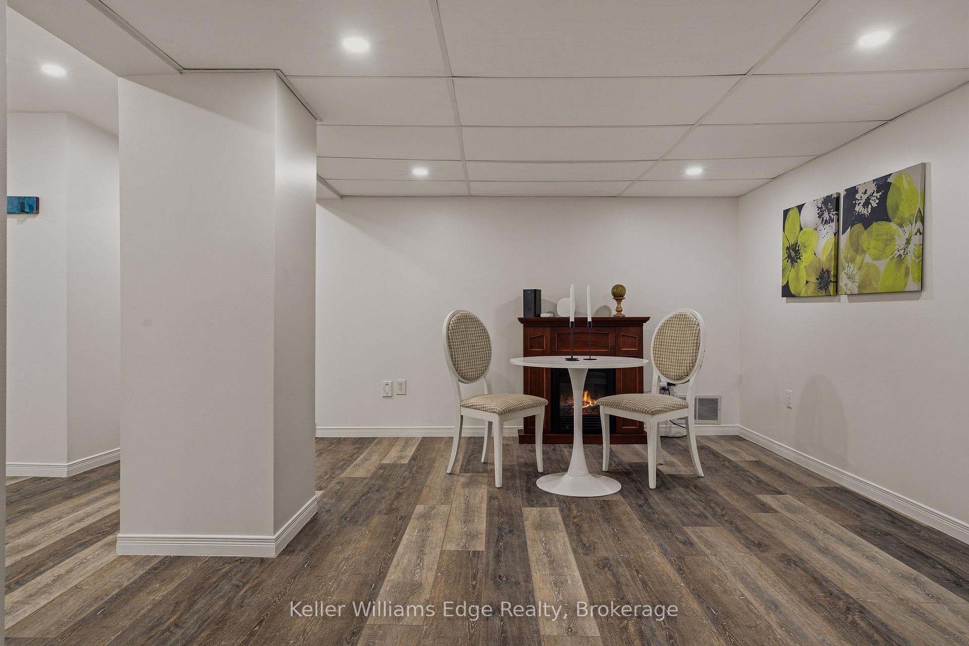 2424 Eileen Drive photo 21