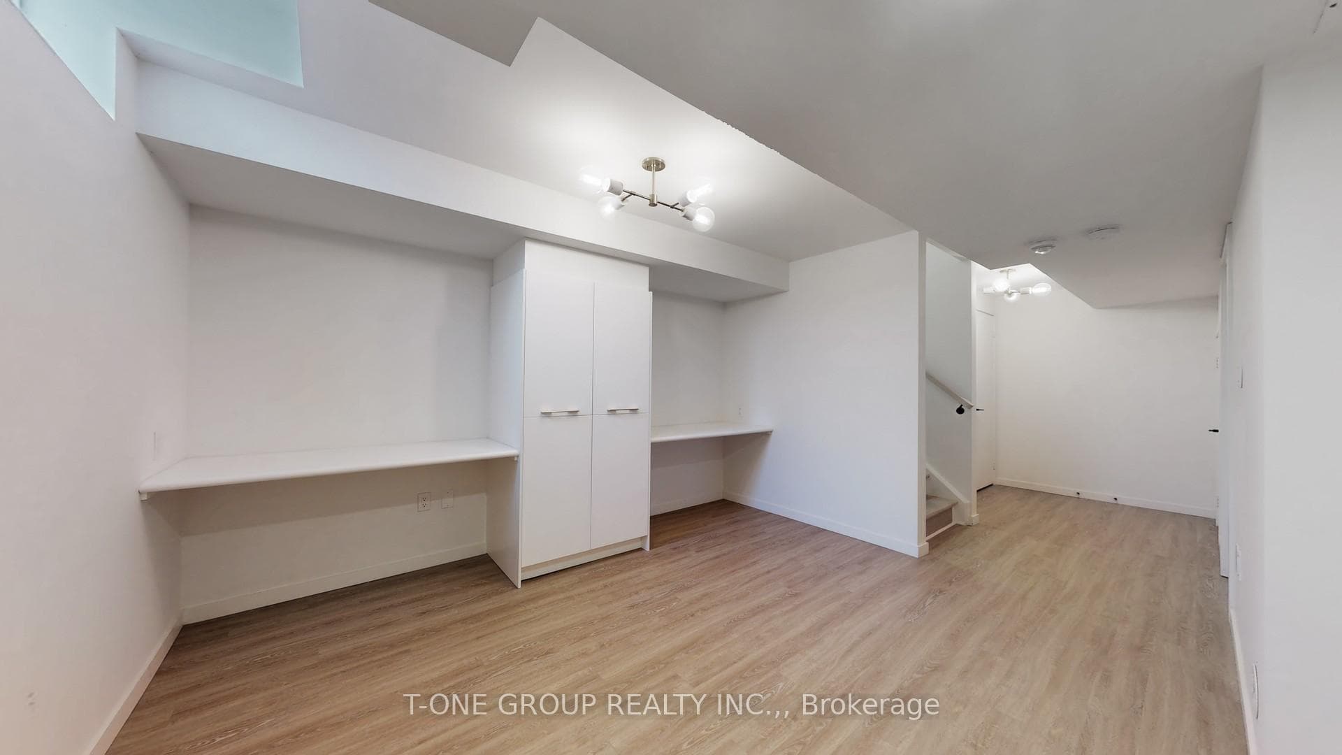 20 Pantheon Lane photo 29