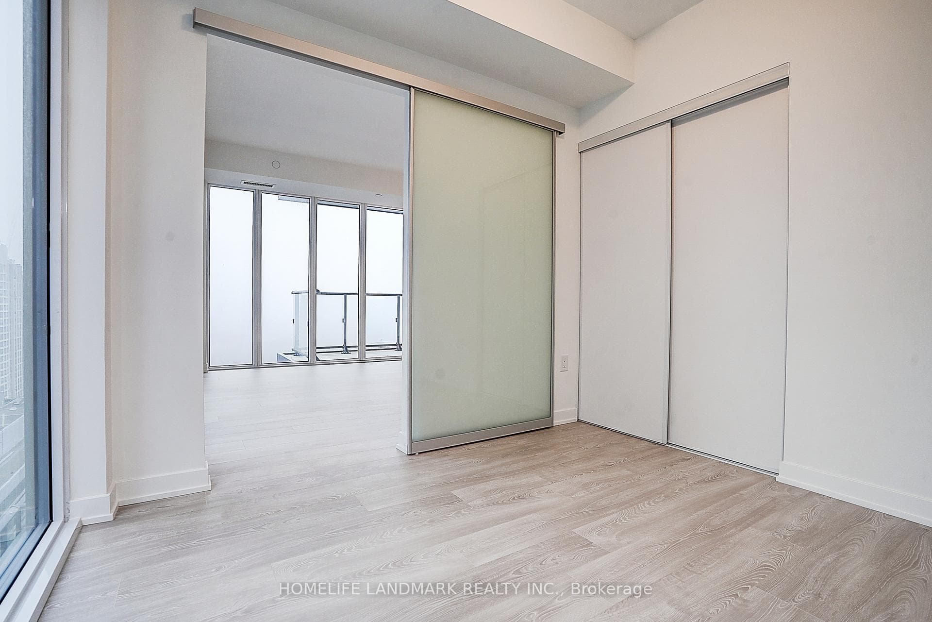 634 CHURCH Street Unit 2703 photo 22