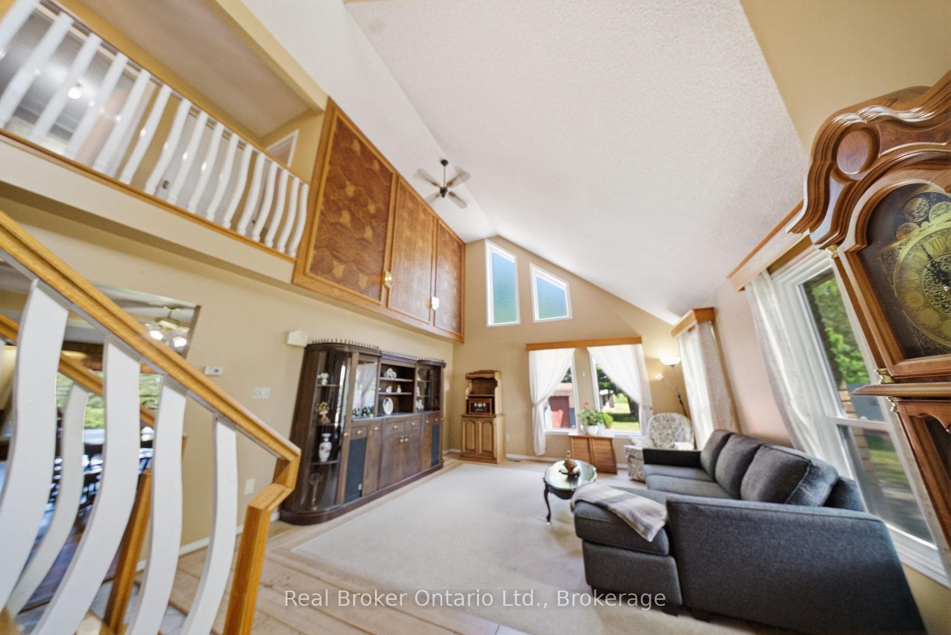800 Tremaine Avenue photo 7