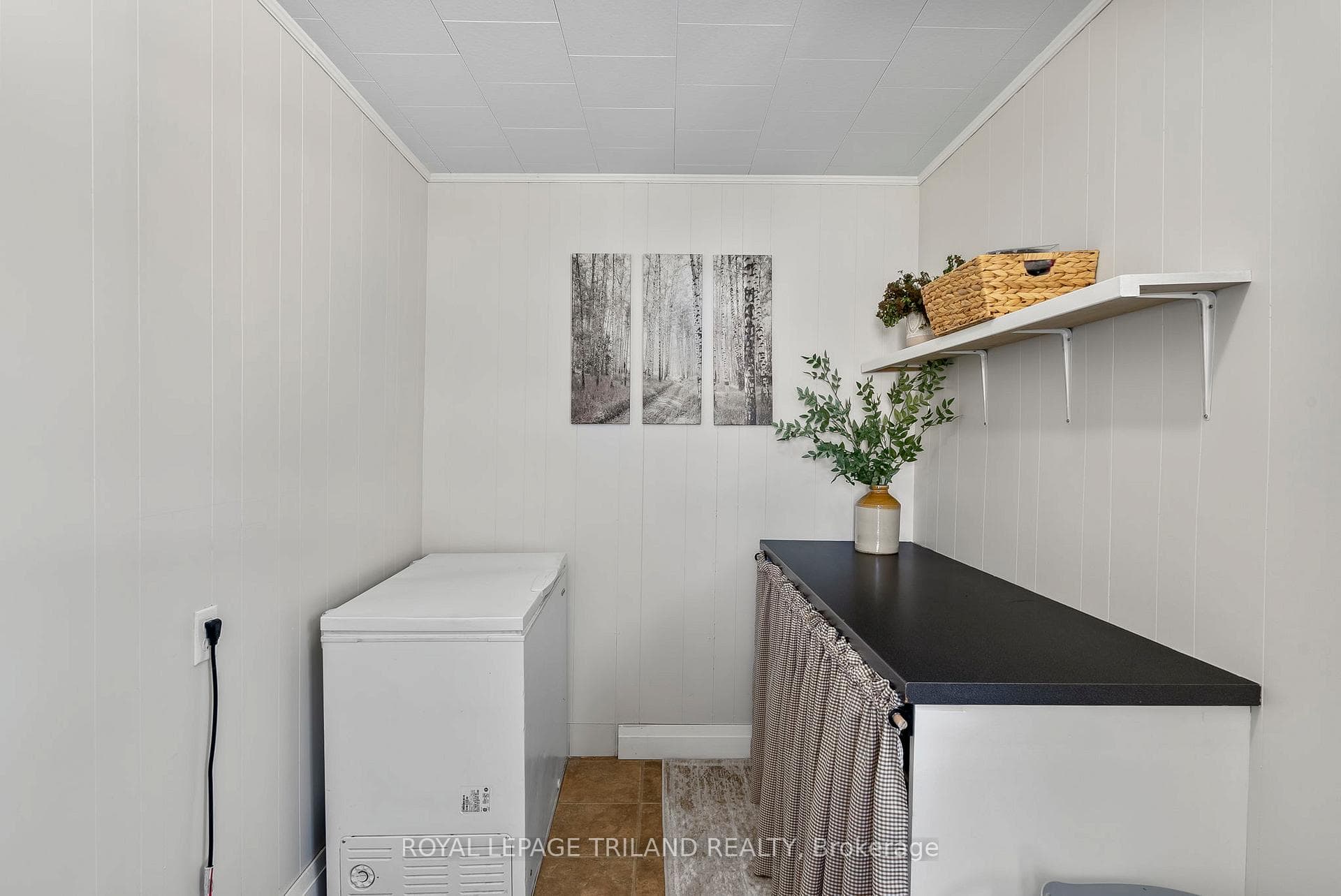Back laundry / storage room, off kitchen
