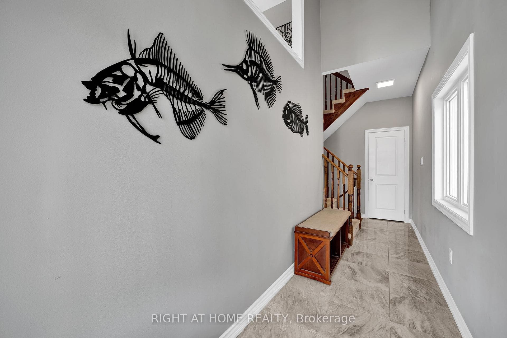 40 Ridge Gate Crescent photo 4