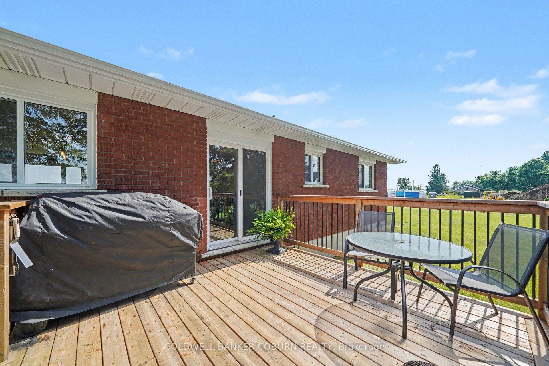 11895 Cloverdale Road photo 26