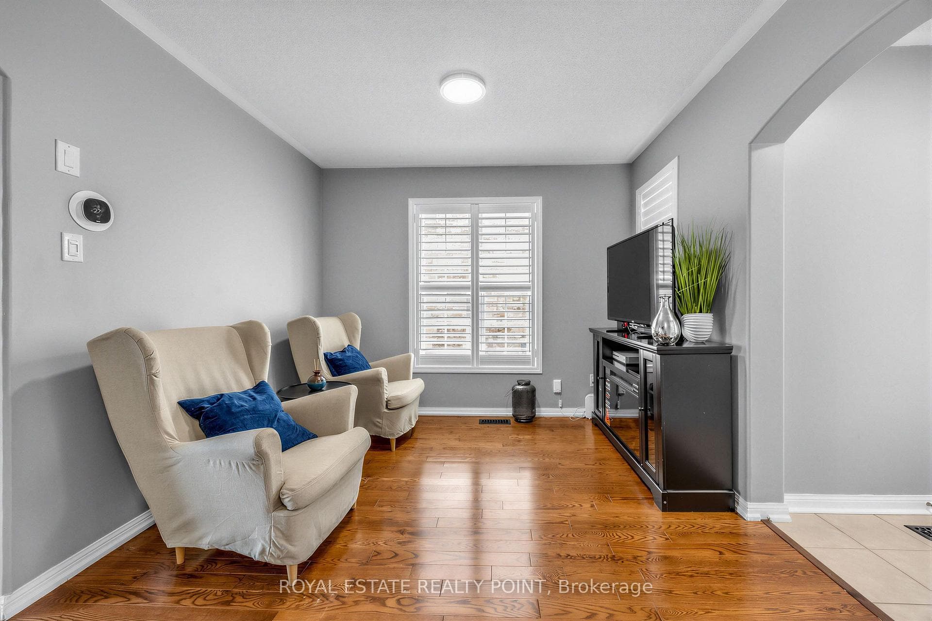 141 Raponi Circle photo 5