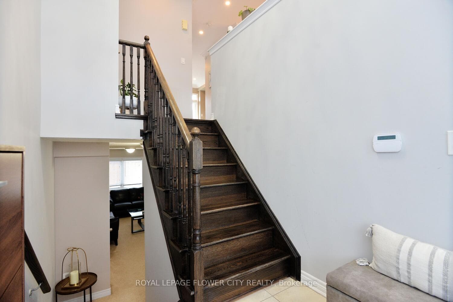 80 Rockman Crescent photo 7