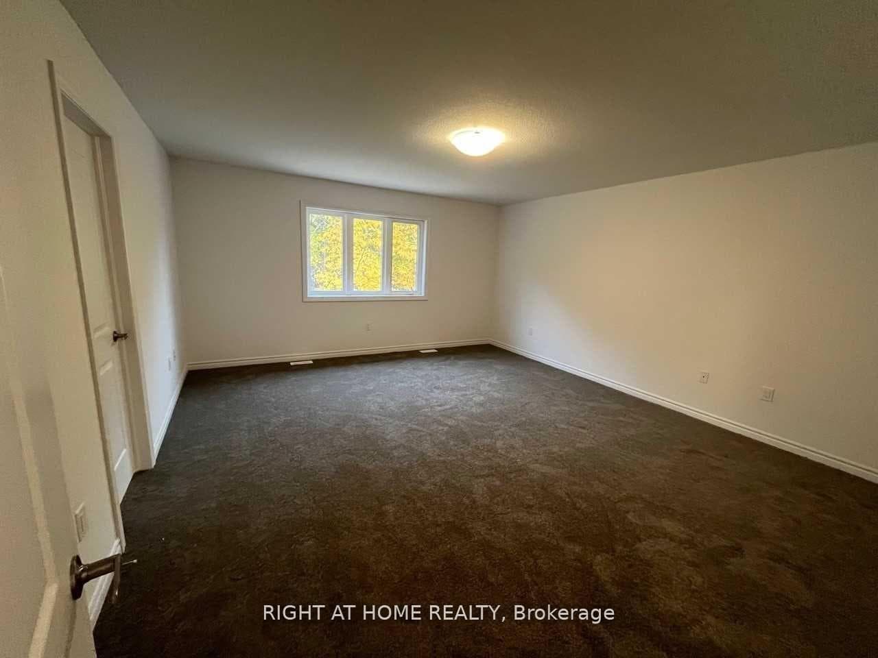 13 Whitton Drive photo 12