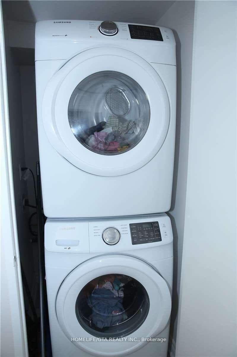 2460 Eglinton Avenue Unit 1003 photo 7