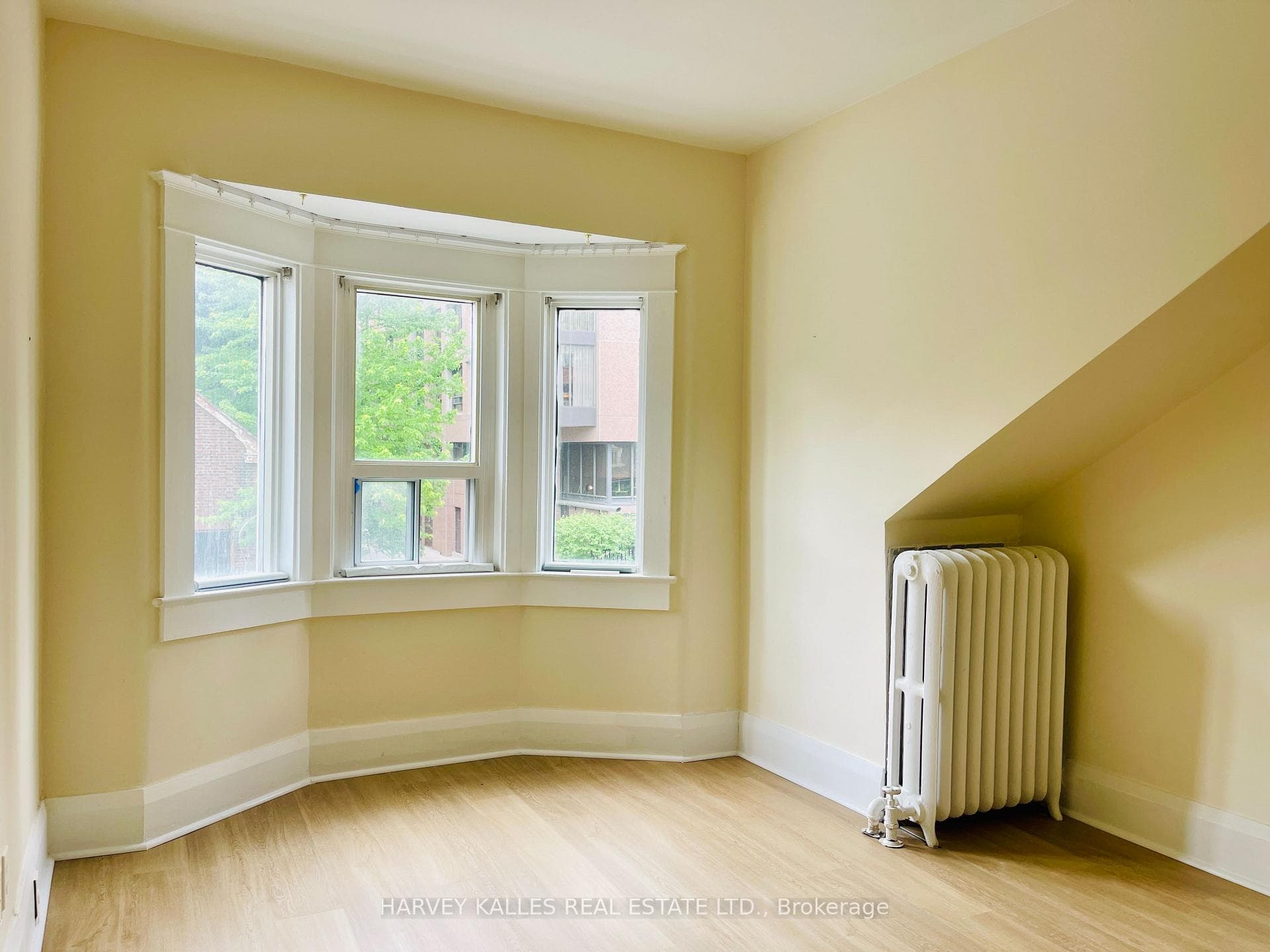 218 Heath Street Unit 2nd Flr Unit B photo 7