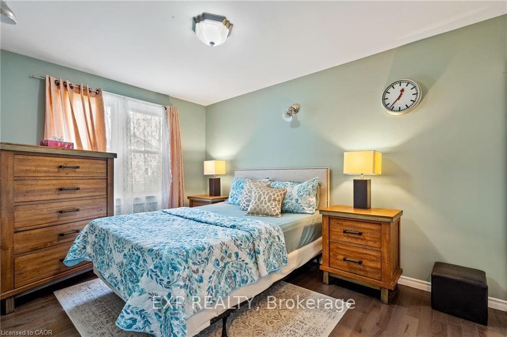 Main Floor Bed W/ Ensuite