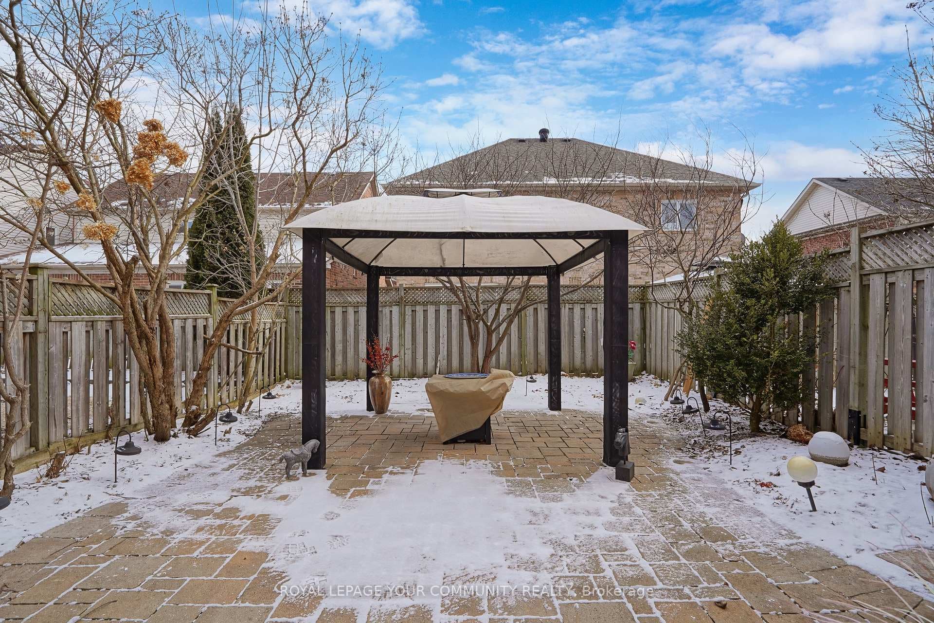 287 Hollandview Trail photo 39