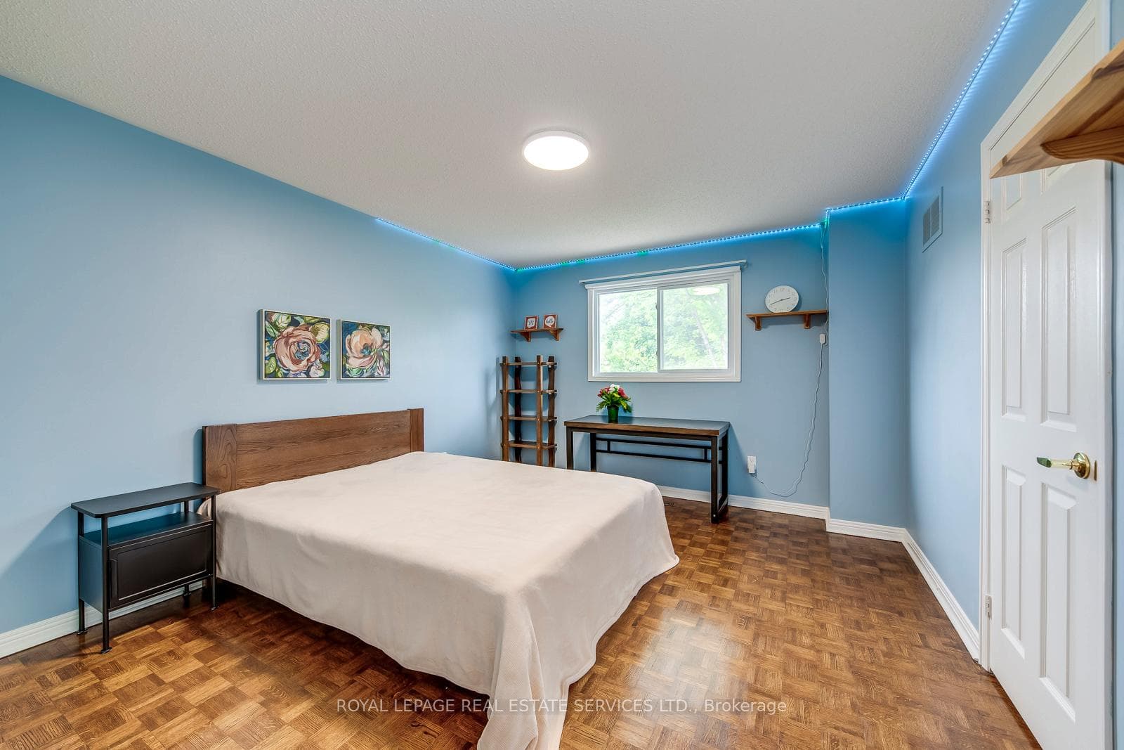 1143 Chapelton Place photo 37