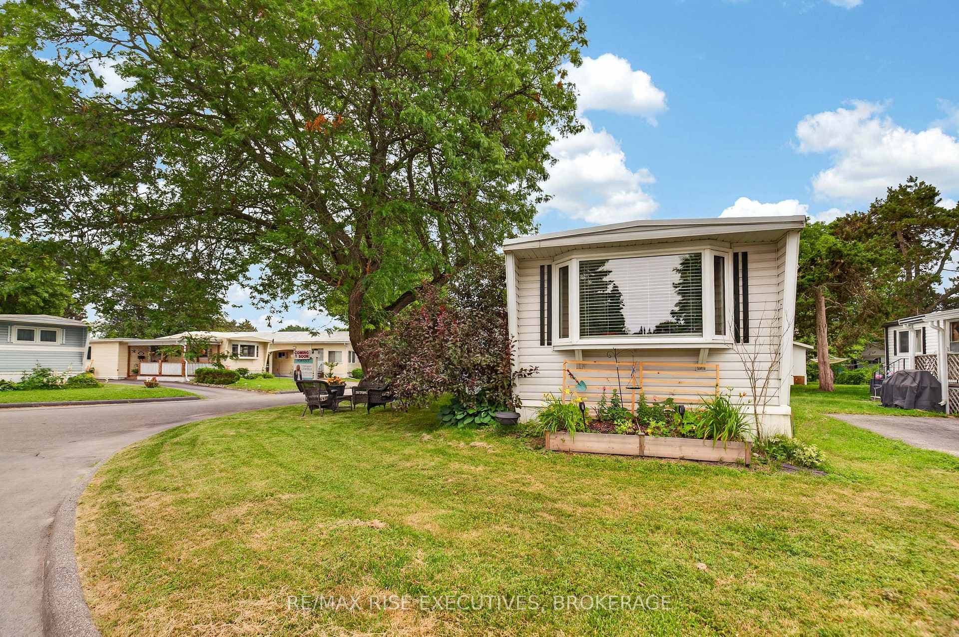 18 Wentworth Drive photo 29