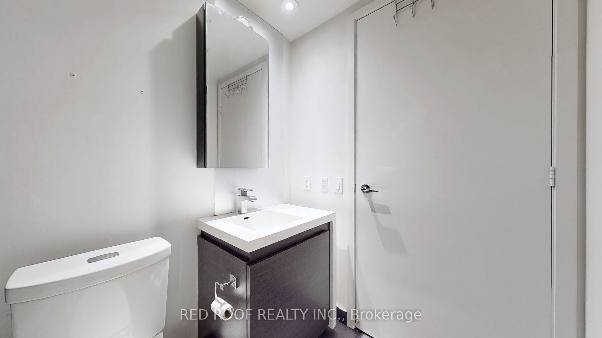 1030 King Street Unit LPH 26 photo 20