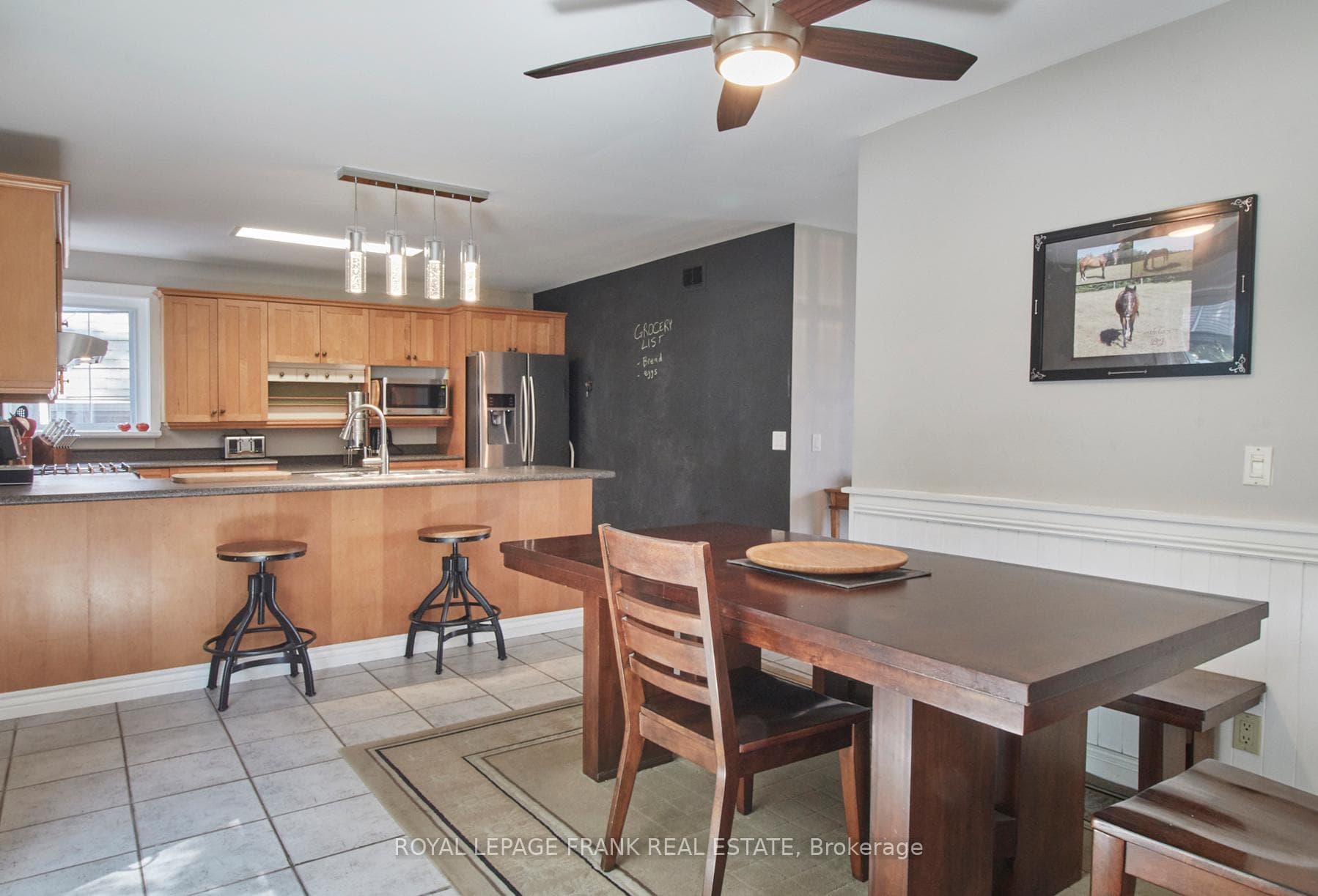 12 Dean Drive photo 13