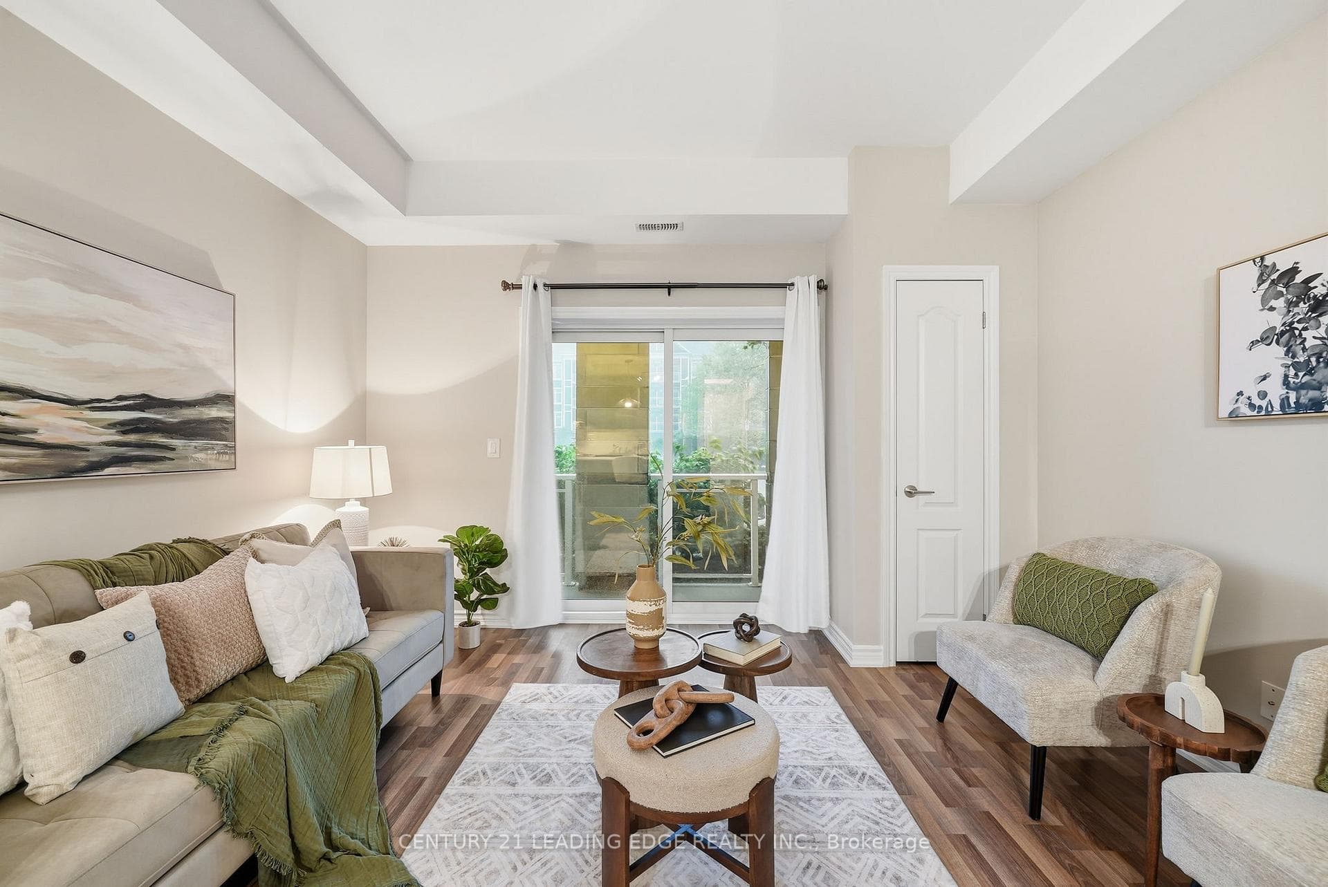 680 Gordon Street Unit 103 photo 4