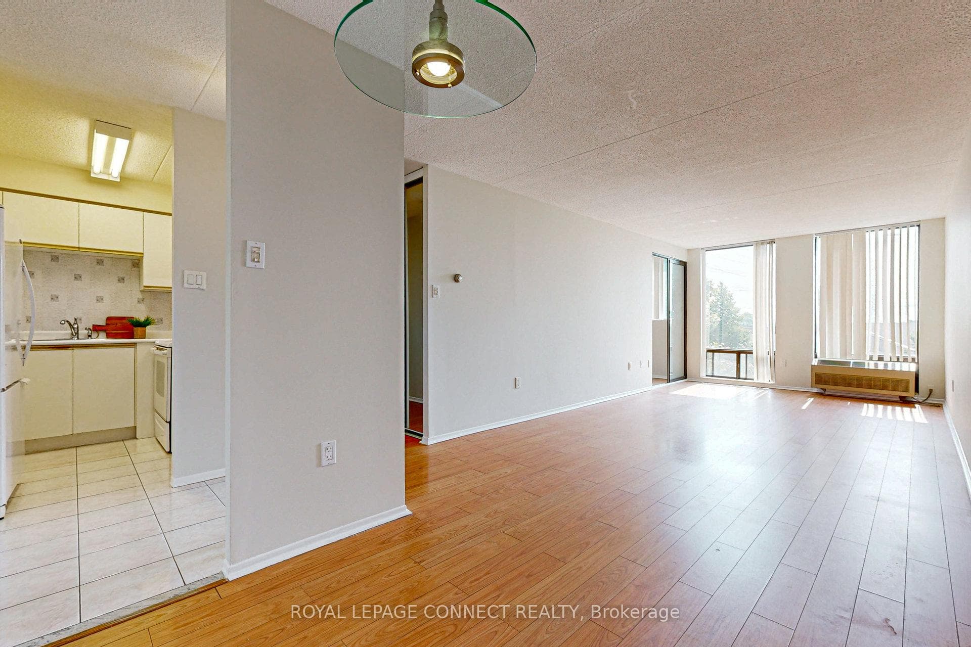 1540 Pickering Parkway Unit 408 photo 14