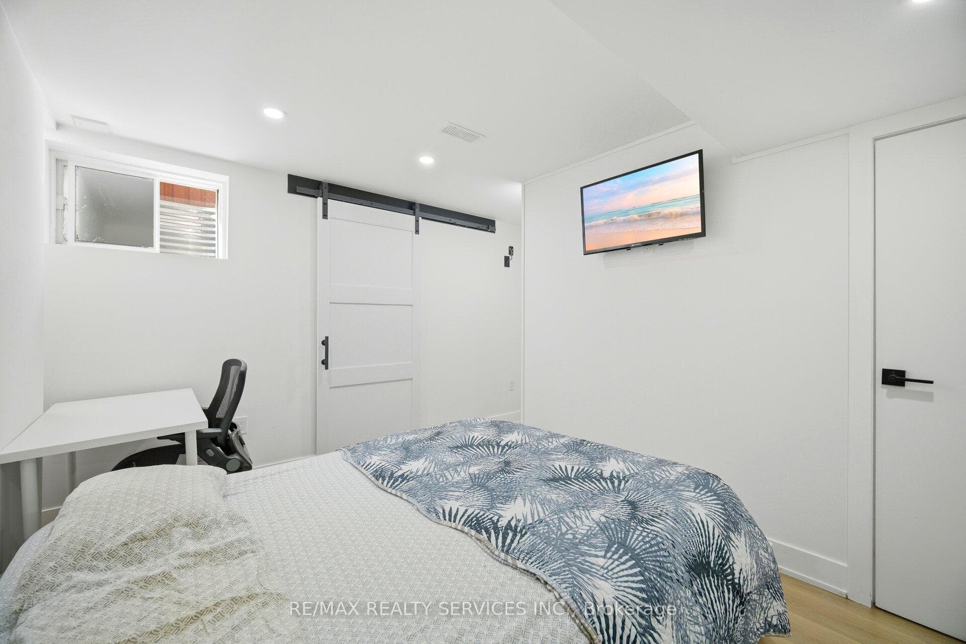 118 Tundra Road photo 36
