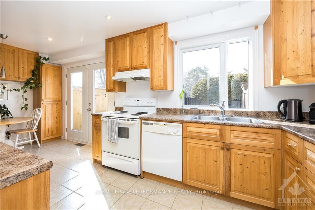 57 REANEY Court photo 13