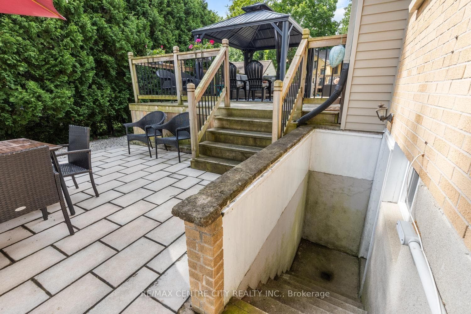 764 Valetta Street photo 38