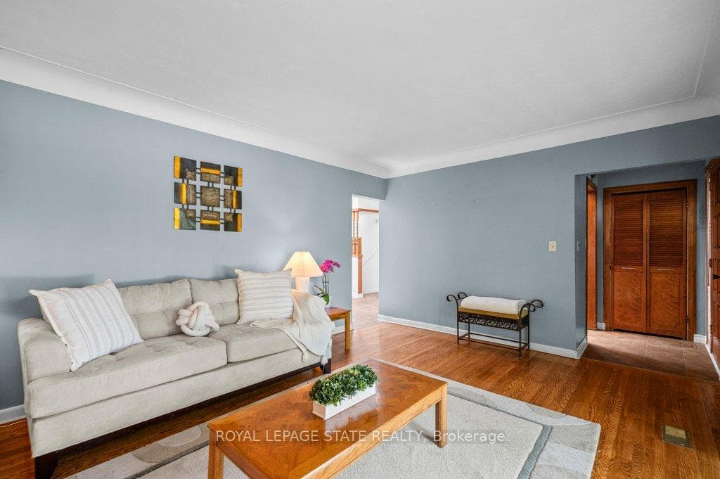 109 West 31st Street photo 9