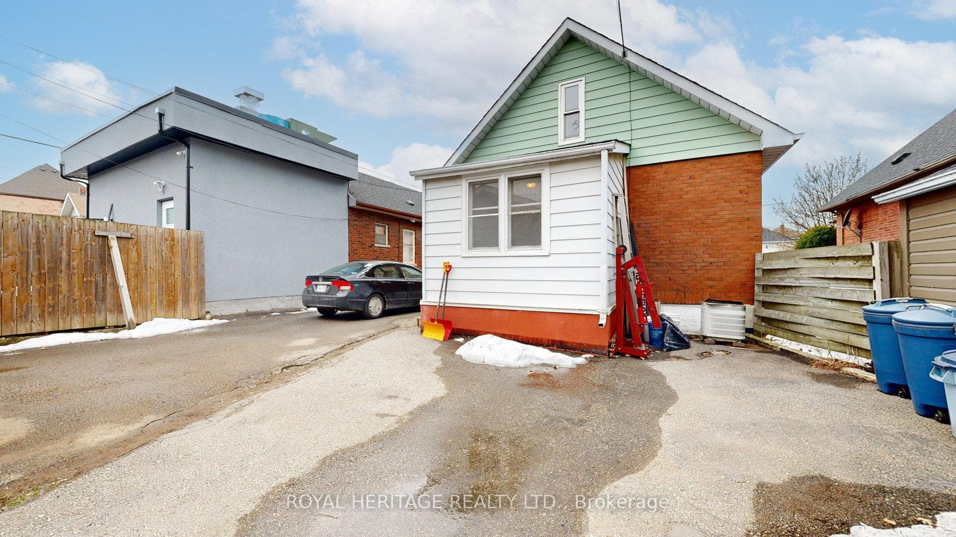 43 Gladstone Avenue photo 16