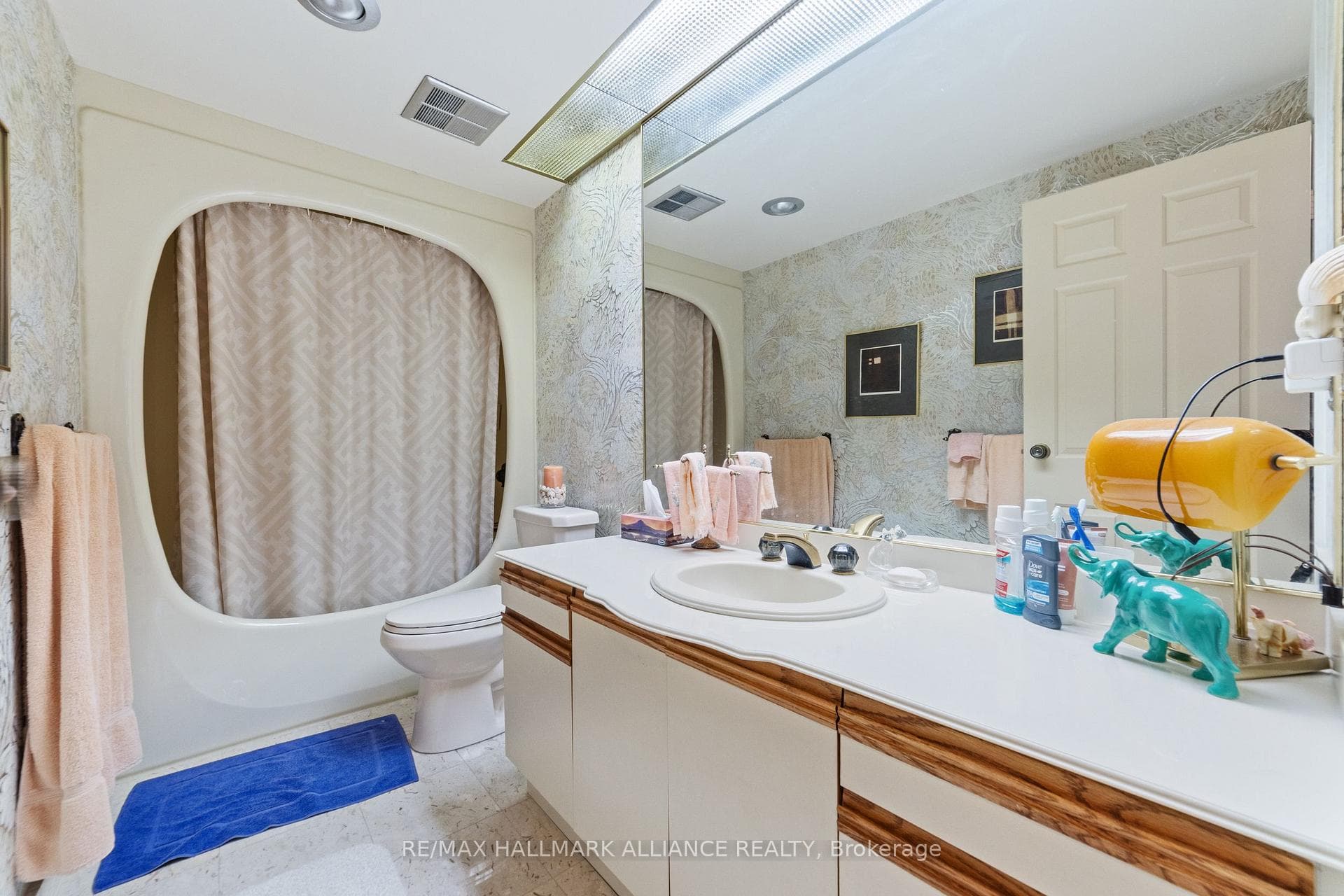 2180 Marine Dr Drive Unit PH6 photo 26