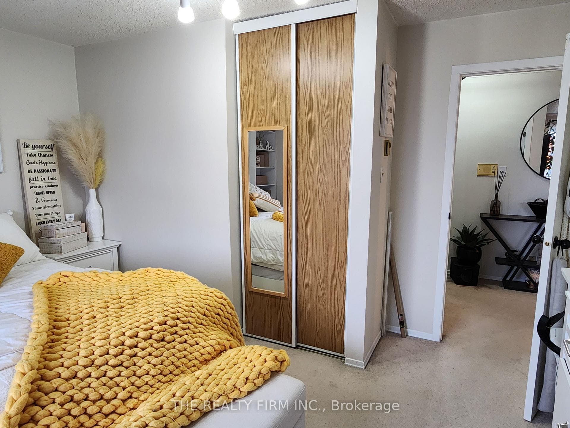 729 Deveron Crescent Unit 304 photo 12