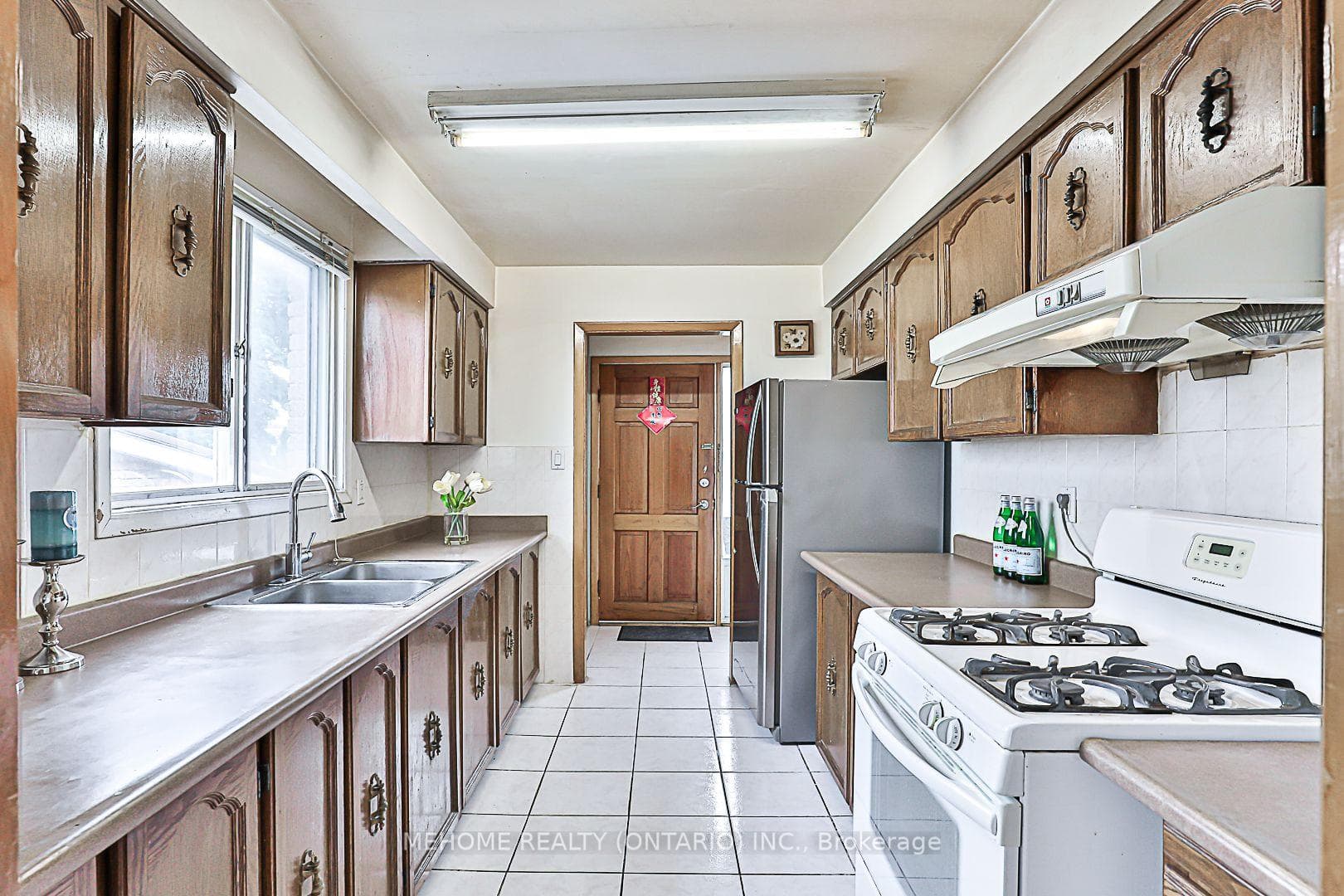 19 Kennaley Crescent photo 11