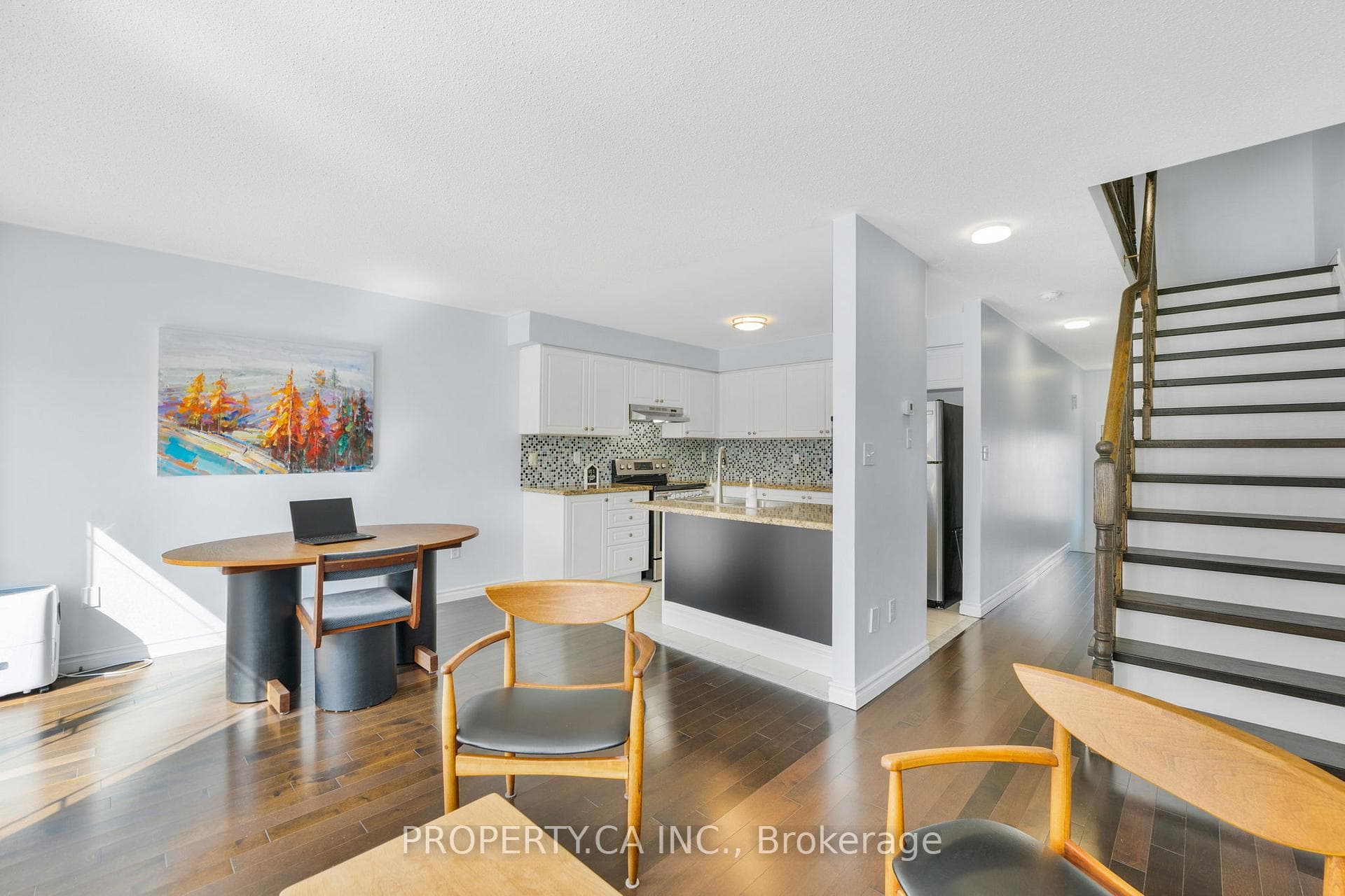 18 Connell Lane photo 9