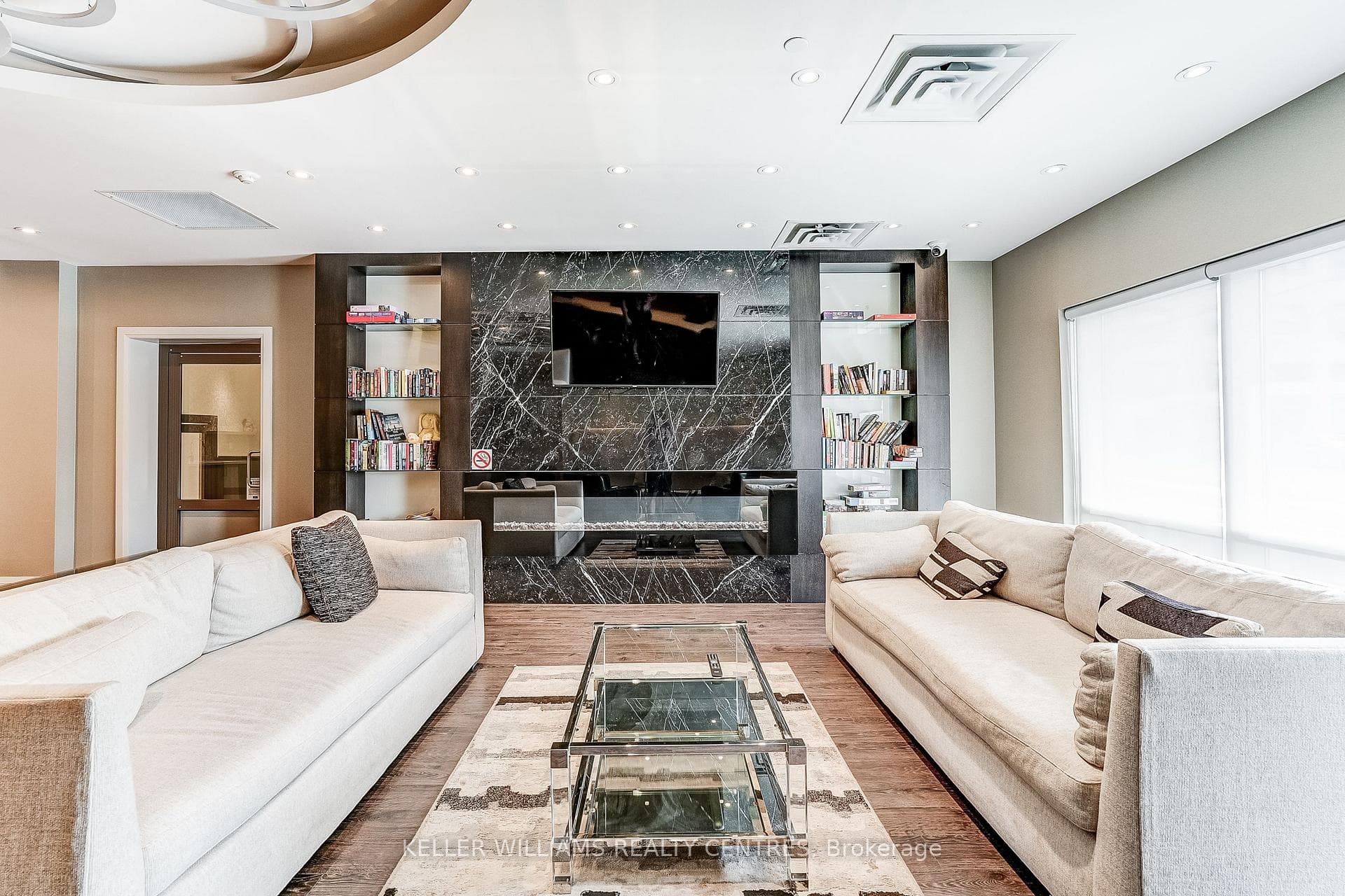 15277 Yonge Street Unit 317 photo 37