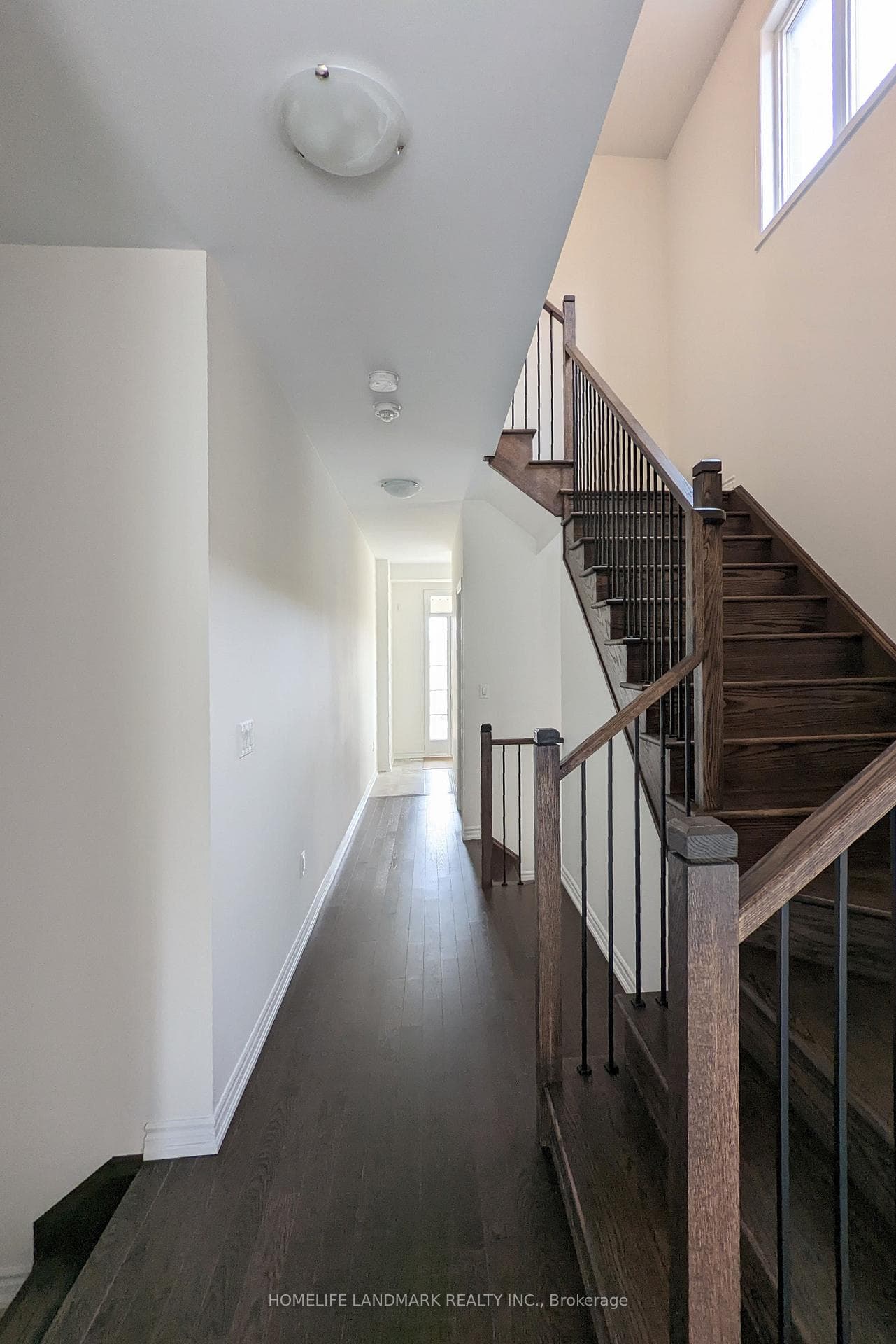 67 Laing Drive photo 3