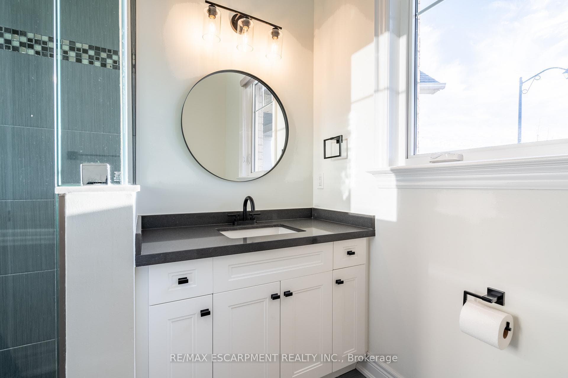 25 Brookside Terrace photo 6