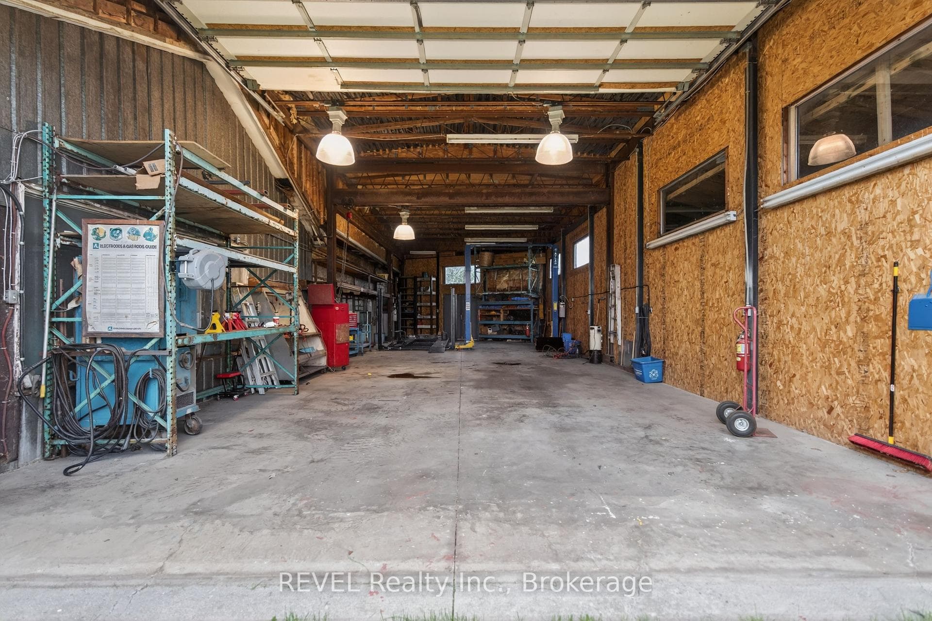 2010 Hansler Street photo 48