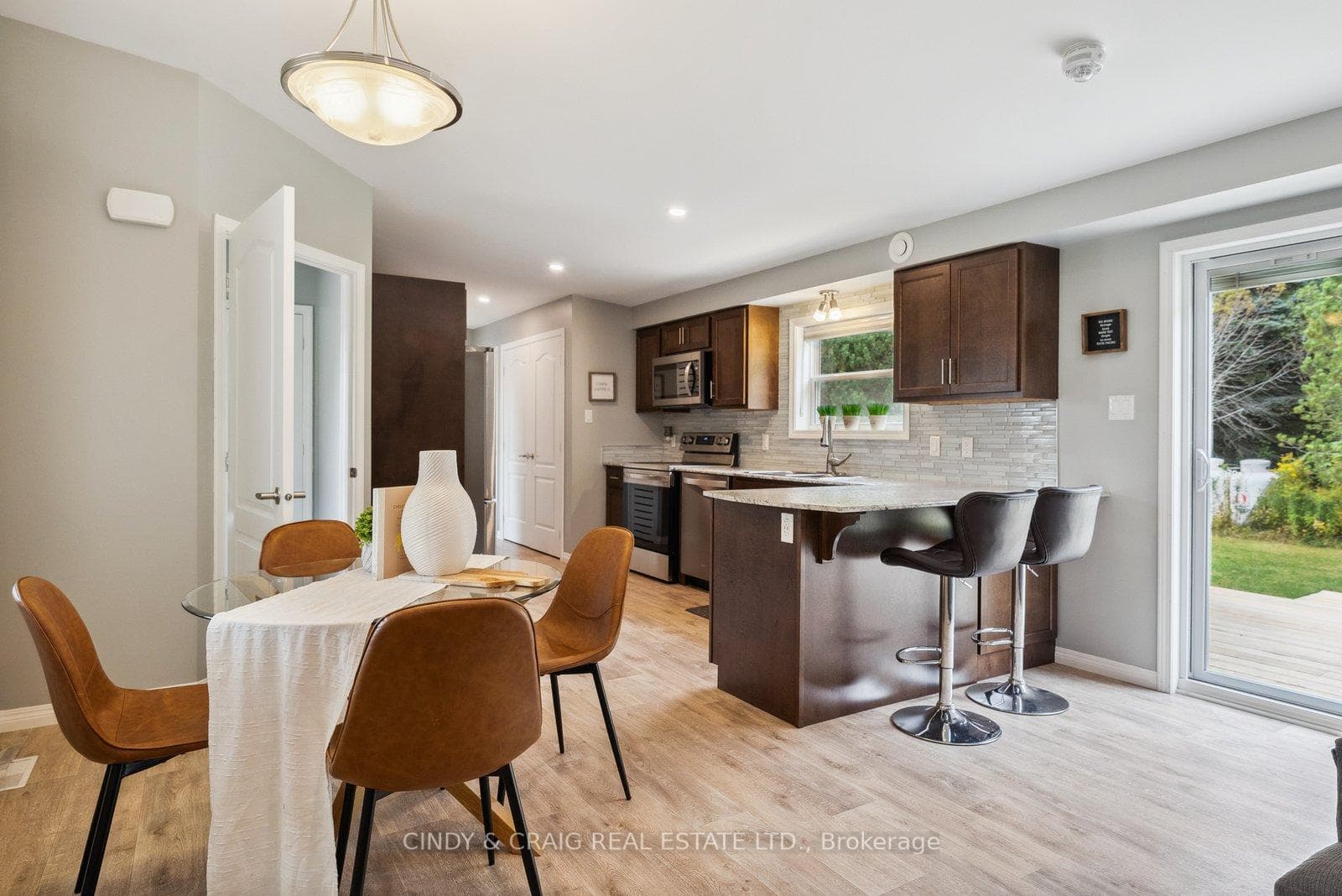8664 Deans Hill Road photo 21