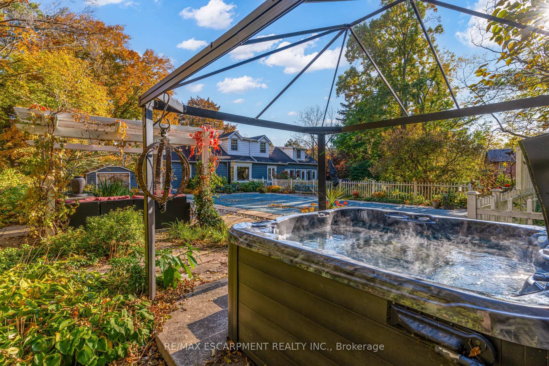 4271 Lakeshore Road photo 34