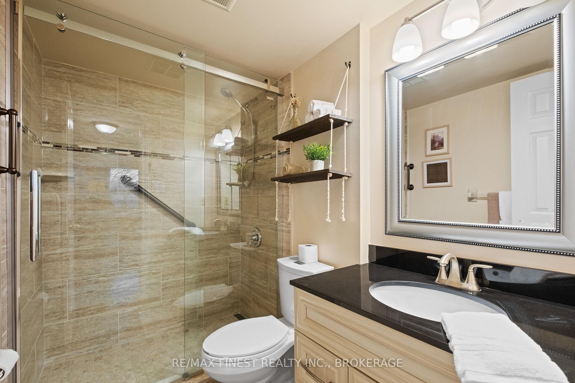 675 Davis Drive Unit 209 photo 33