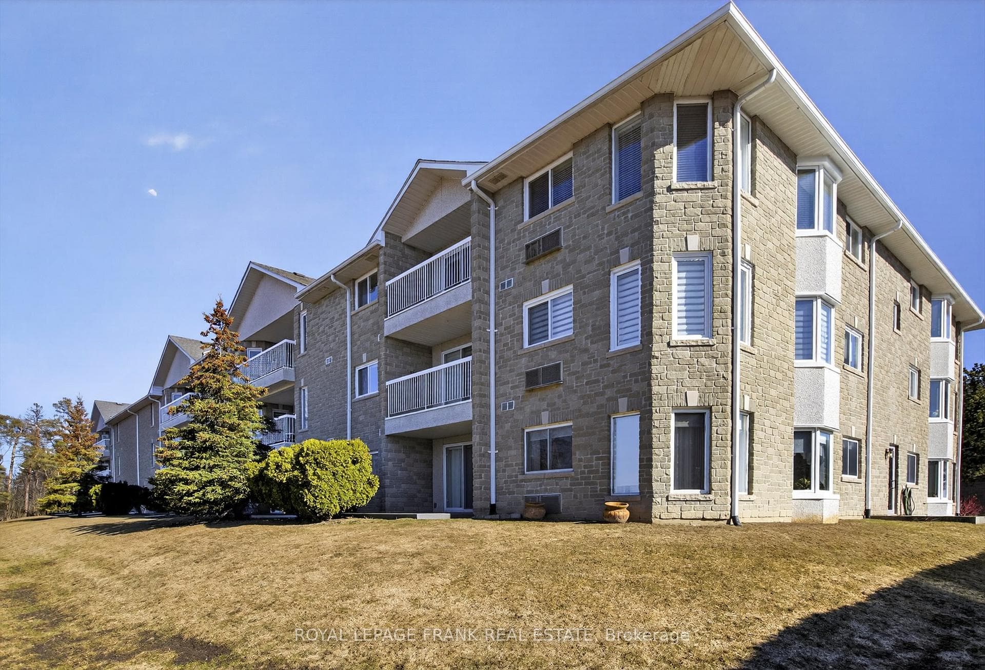 1099 Clonsilla Avenue Unit Bldg C #310 photo 38