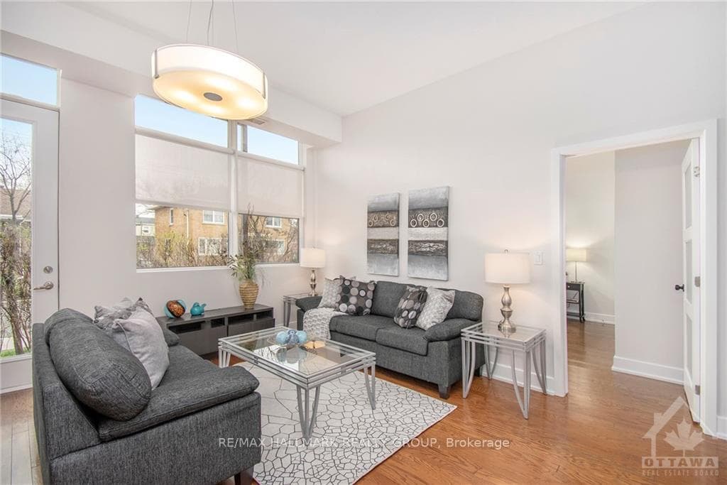 345 ST DENIS Street Unit 303 photo 6