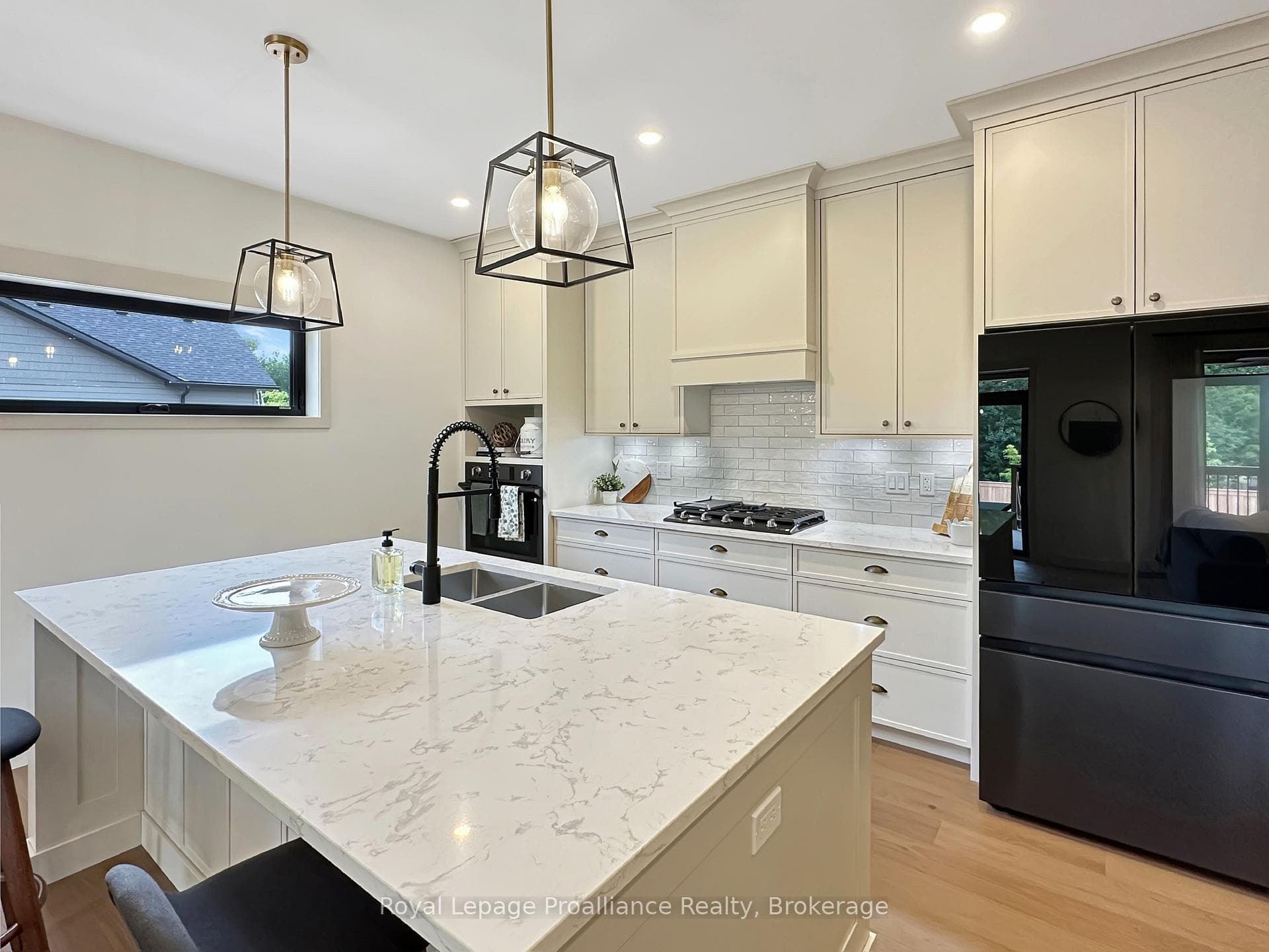 37 Deerview Drive photo 14