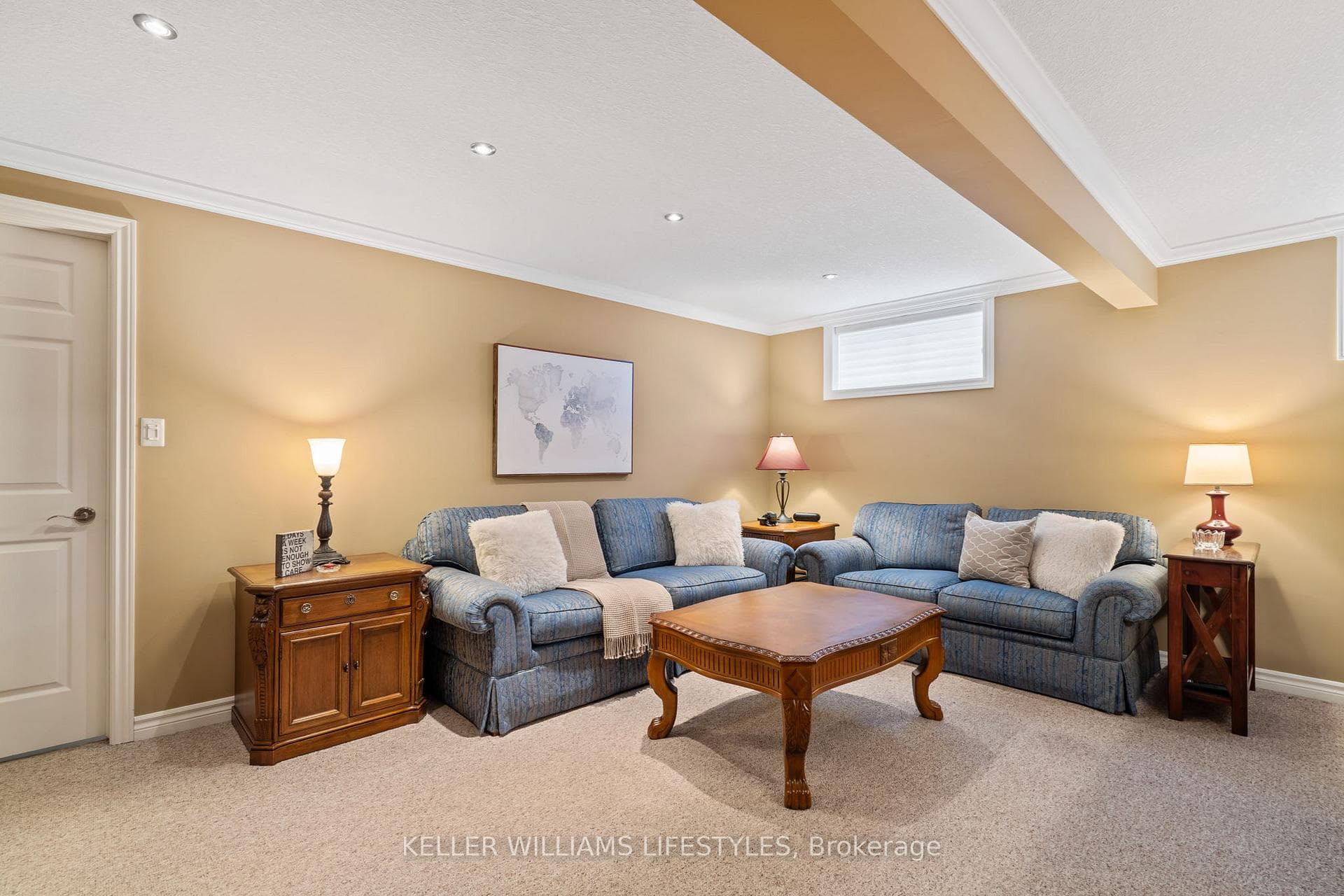 Relaxing Family Room