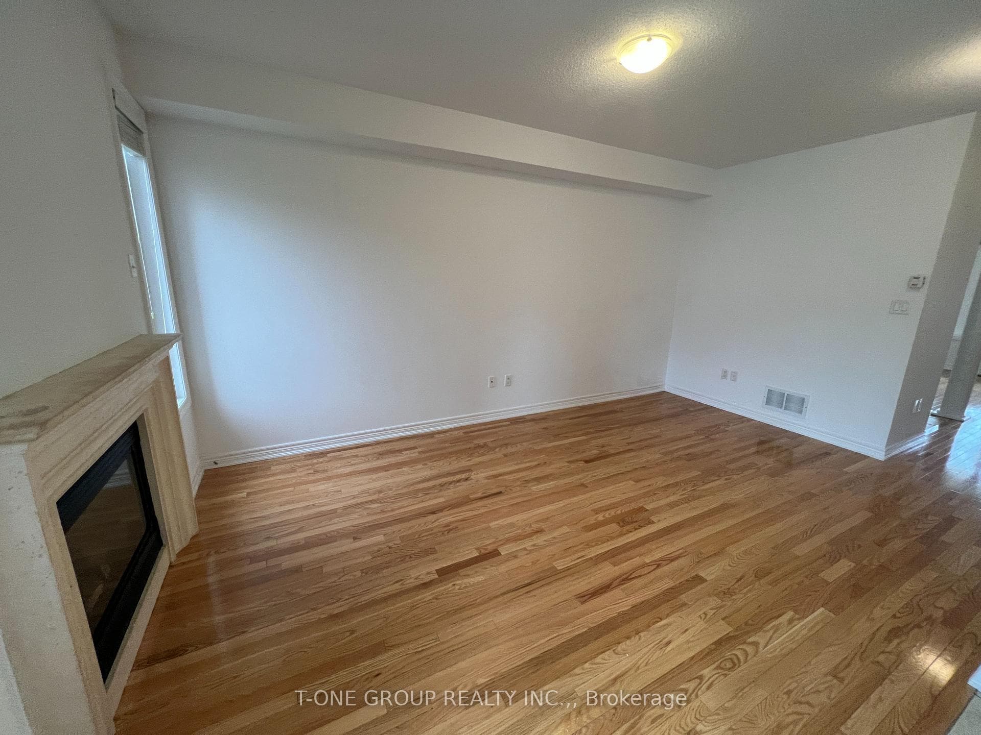 44 Brower Avenue photo 6