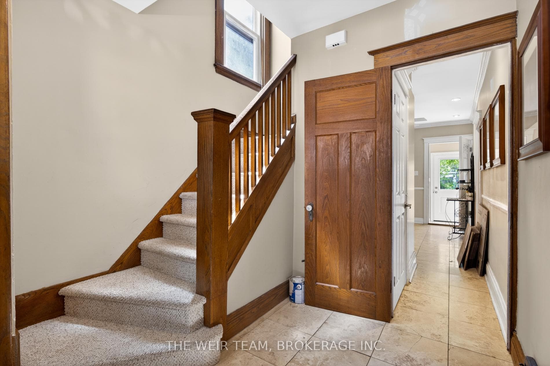 226 Ottawa Street photo 4